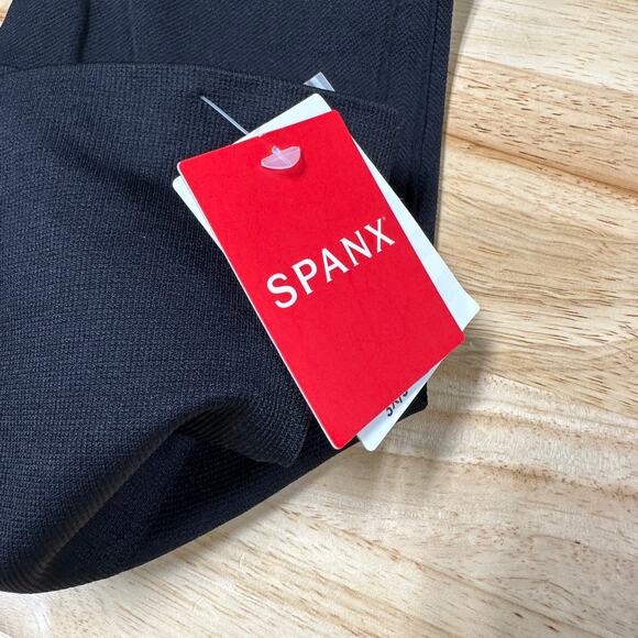 Spanx NWT Look at Me Now Seamless Leggings FL3515 Black Size S Seamless Shaping - Picture 6 of 10